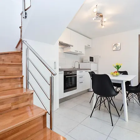21 Holiday home Medulin
